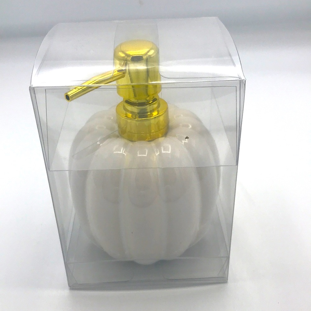 Pumpkin ceramic soap pump